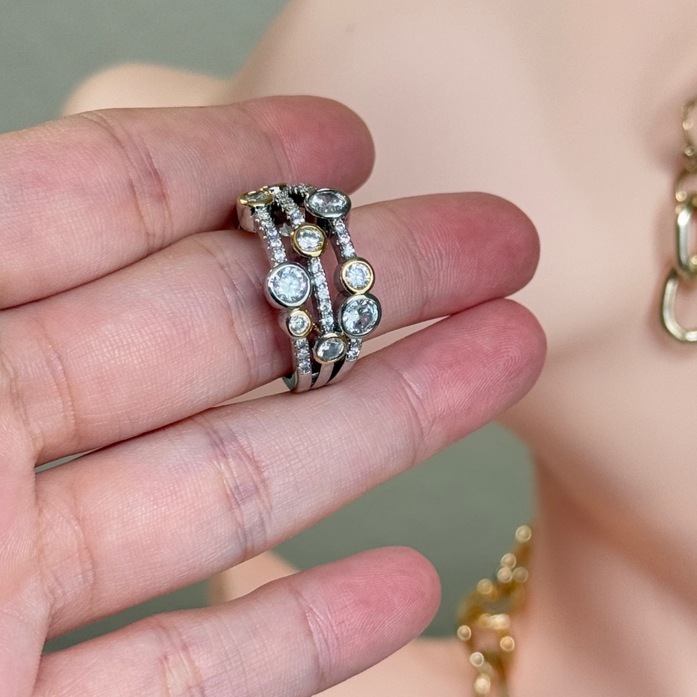 Elegant Silver and Gold Multi-Stone Ring - Picture 7 of 13